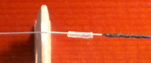 Bruit parasite d'un tube de corde sur un violon.